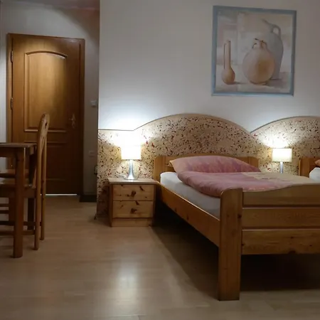 Hotel Villamirage *